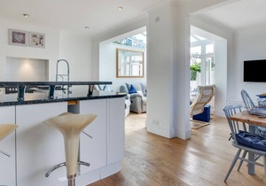 5 Lusty Glaze Road - Four Bedroom House, Sleeps 7