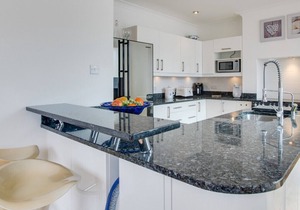 5 Lusty Glaze Road - Four Bedroom House, Sleeps 7