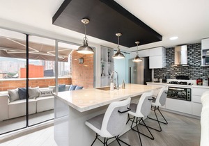 5* Luxurious 2B/2B/2T condo in front of famous Parque de Sabaneta