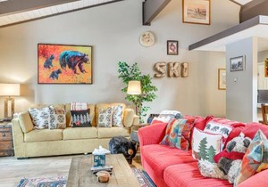 5 Mi to Lake Access Incline Village Condo with Deck