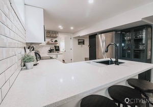 5 min from WEM. 2 Bedroom Suite.