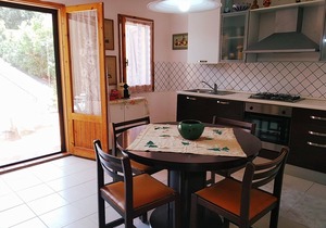 5 minutes walk from the beach