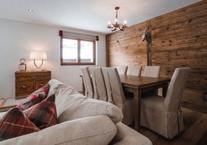 5* Modern, luxury split-level apartment