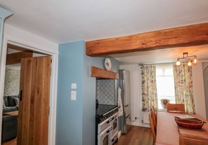 5 ROSEDALE ABBEY, family friendly, with open fire in Rosedale Abbey