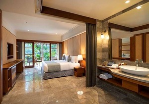 5-Star Hotel ∙ Adiwana Bisma - CHSE Certified