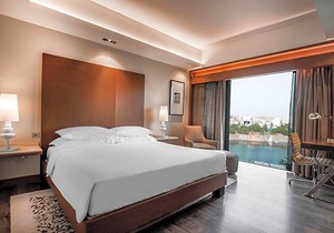 5-Star Hotel ∙ Hyatt Ahmedabad