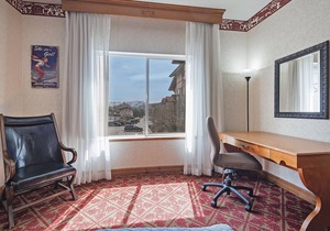 5-STAR ZERMATT RESORT KING SUITE ONLY 20 MINS FROM PARK CITY (#209)