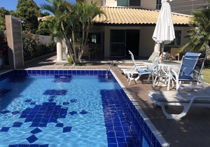 5 suites, swimming pool, air conditioning in all rooms in Paraiso dos Lagos,