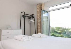 5 THE MANOR HOUSE, HILLFIELD VILLAGE, family friendly in Dartmouth