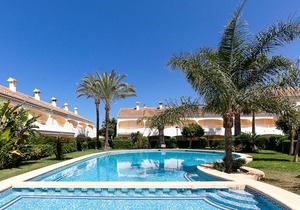 50 m² House ∙ 2 bedrooms ∙ 4 guests