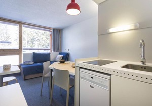 50m from resort center, 7th floor, balcony, tv, 25m², Les Arcs