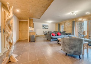 50m from ski slopes, 7th floor, balcony, parking, tv, ski locker, 91m², Champagny-en-Vanoise