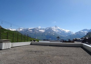 50m from ski slopes, 1st floor, view mountain, balcony, ski locker, 78m², Tignes