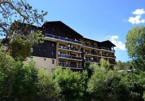 50m from ski slopes, 2nd floor, balcony, tv, ski locker, 40m², Serre Chevalier