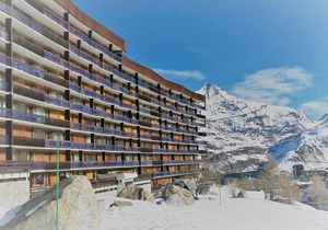 50m from ski slopes, 5th floor, view lake, balcony, ski locker, 68m², Tignes