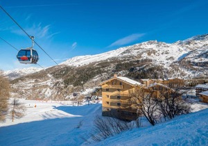 50m from ski slopes, 6th floor, fitness, swimming pool, sauna, hammam, balcony, tv, ski locker
