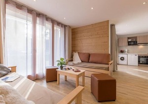 50m from ski slopes, balcony, tv, ski locker, 82m², Serre Chevalier