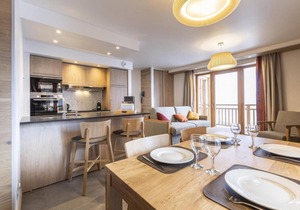 50m from ski slopes, fitness, swimming pool, sauna, hammam, balcony, tv, ski locker, 45m², Val Cenis