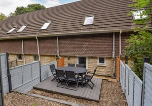 51 FERNHILL HEIGHTS, pet friendly, with a garden in Charmouth