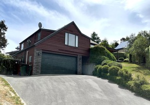 51 St James Avenue