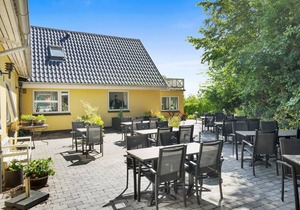 512 m² House ∙ 10 bedrooms ∙ 20 guests