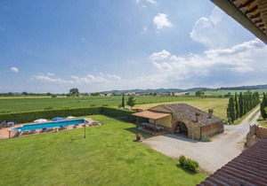 550 m² House ∙ 8 bedrooms ∙ 19 guests