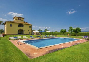 550 m² House ∙ 8 bedrooms ∙ 19 guests
