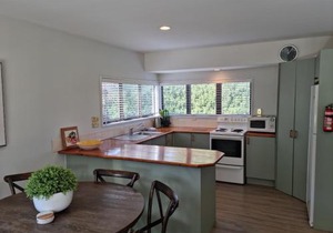 56 Conical Hill Road