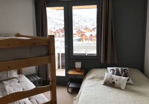 58 m2 apartment warm at the foot of the slopes with open views south