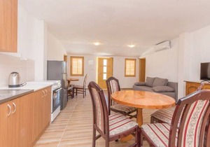 6 bedroom accommodation in Biograd na moru