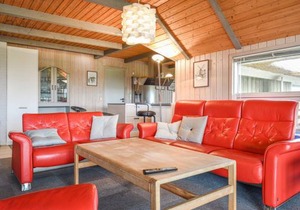 6 bedroom accommodation in Ringkøbing