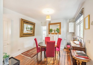 6 bedroom accommodation in St Margarets Bay, Dover