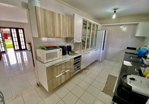 6-bedroom house in Barra de São Miguel