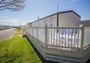6 Berth Caravan With Decking And Wifi At Suffolk Sands Holiday Park Ref 45040G