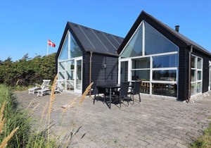 6 person holiday home in Blokhus