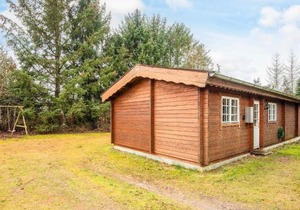 6 person holiday home in Fårvang-By Traum