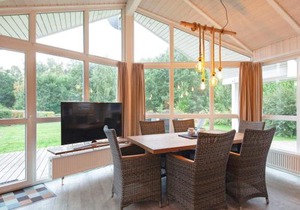 6 person holiday home in GROEMITZ