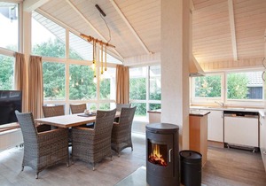 6 person holiday home in GROEMITZ