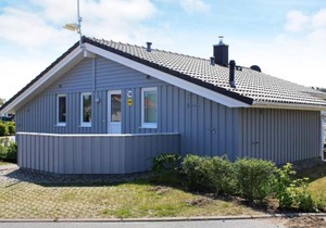 6 person holiday home in GROEMITZ