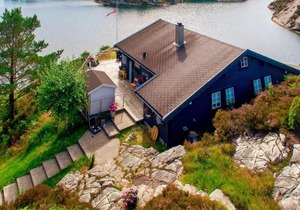 6 person holiday home in Urangsvåg