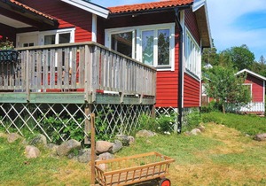 6 person holiday home in UDDEVALLA