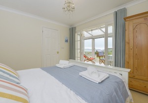 6 Tarifa, BIGBURY-ON-SEA
