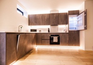 6 The Hideaway (2mins to the beach)