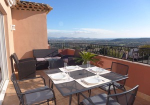 60 m² Apartment ∙ 2 bedrooms ∙ 4 guests
