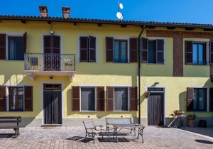 65 m² Accommodation ∙ 2 bedrooms ∙ 6 guests