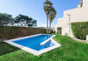 65 m² Apartment ∙ 3 bedrooms ∙ 6 guests