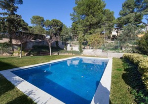 65 m² Apartment ∙ 3 bedrooms ∙ 6 guests