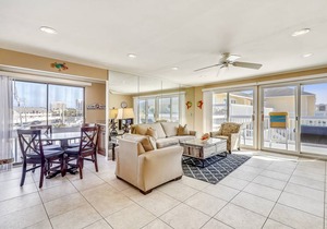 65 m² Condo ∙ 2 bedrooms ∙ 6 guests
