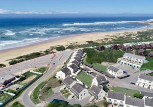 65 Settler Sands Beachfront Accommodation