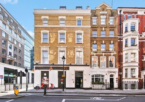 6VH Virginia House Large Bloomsbury Studio Beautiful Interiors sleeps 2